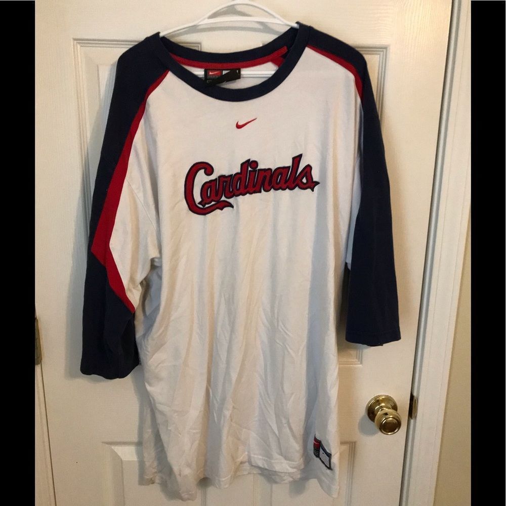 Mens Nike MLB Cardinals shirt it is 3/4 sleeve and size XXL in size